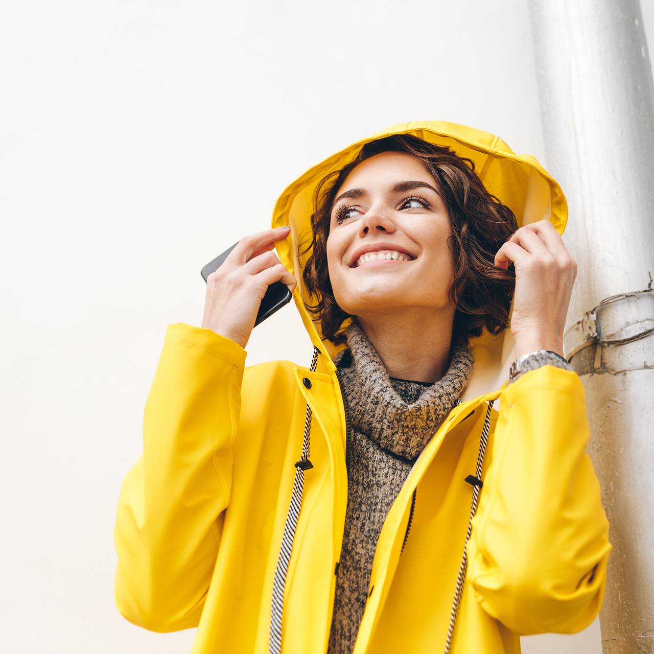 Стилисты назвали снимающие усталость цвета в одежде