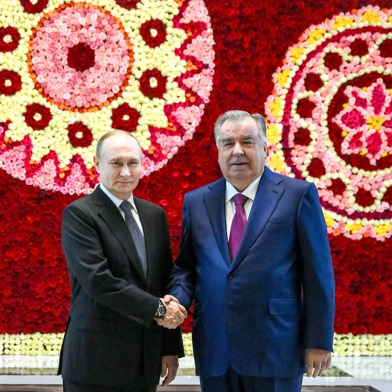 Путин прибыл в Таджикистан