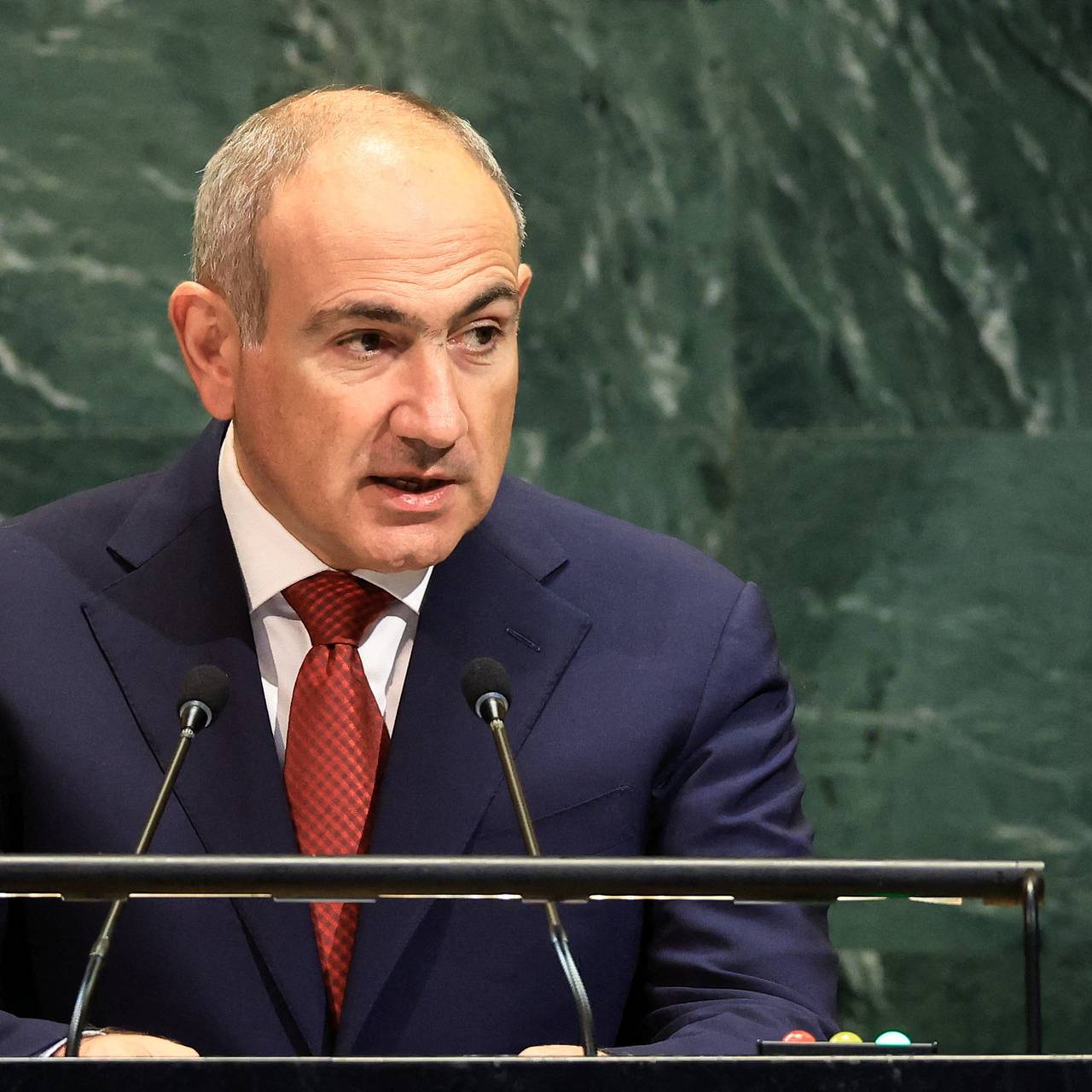 Десятки депутатов присоединились к импичменту Пашиняна