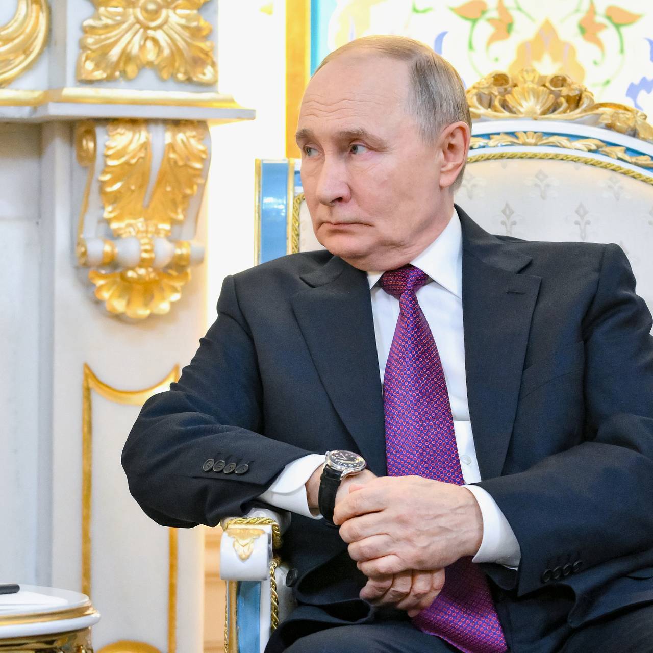 Позицию Москвы по крушению самолета AZAL объяснили