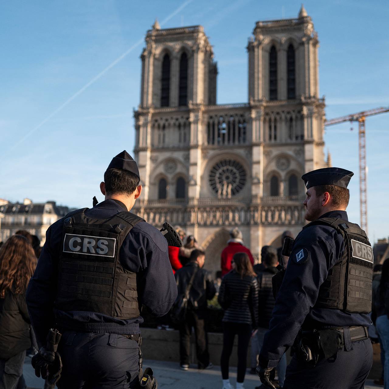 В Нотр-Даме нашли записку с предупреждением о резне и одной просьбой