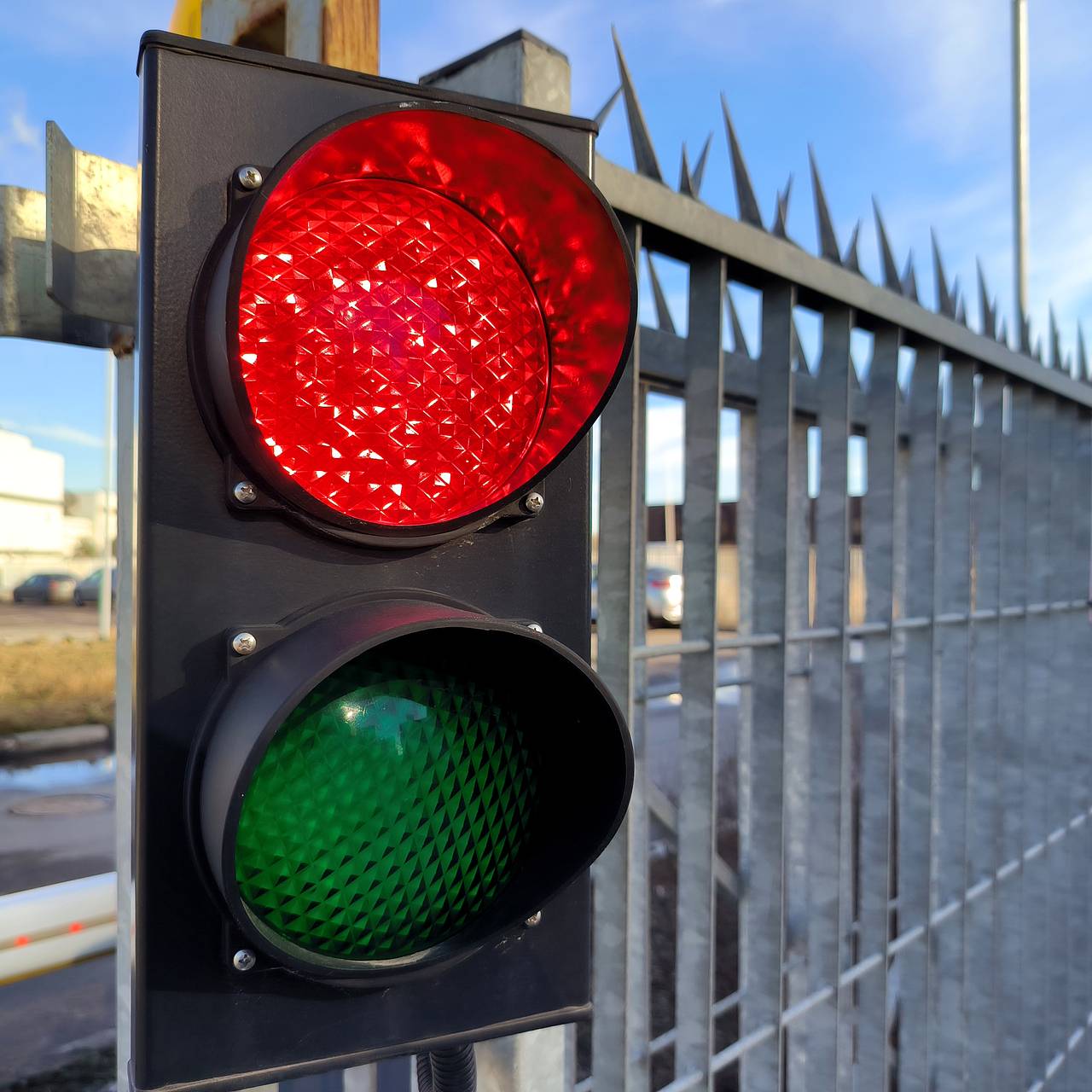 Россия поможет депортированным из Латвии 800 россиянам