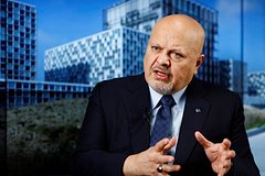 Карим Хан