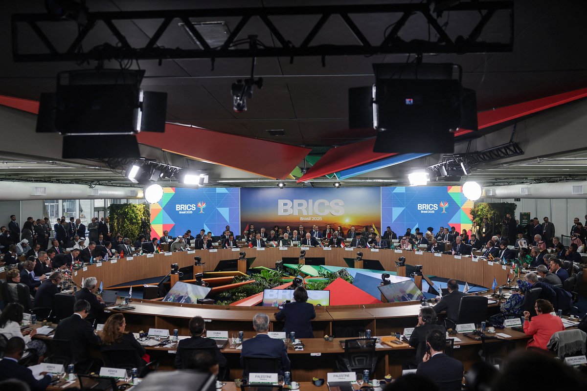 Лидеры БРИКС на саммите в Бразилии 7 июля