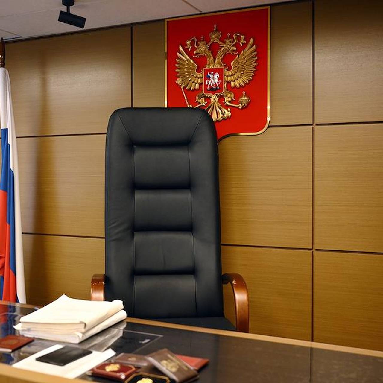 Эстония ввела санкции против российских судьи и прокурора