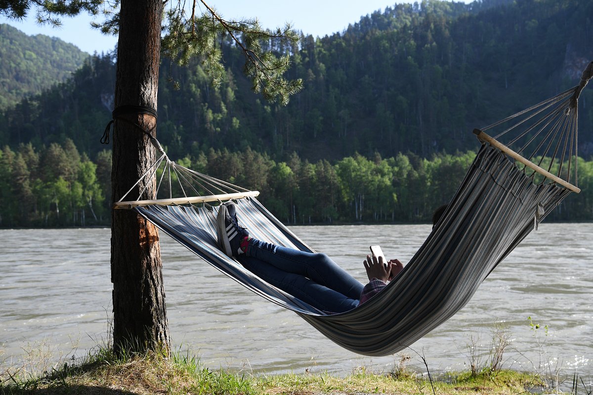 Глэмпинг на берегу реки Катунь, Республика Алтай 