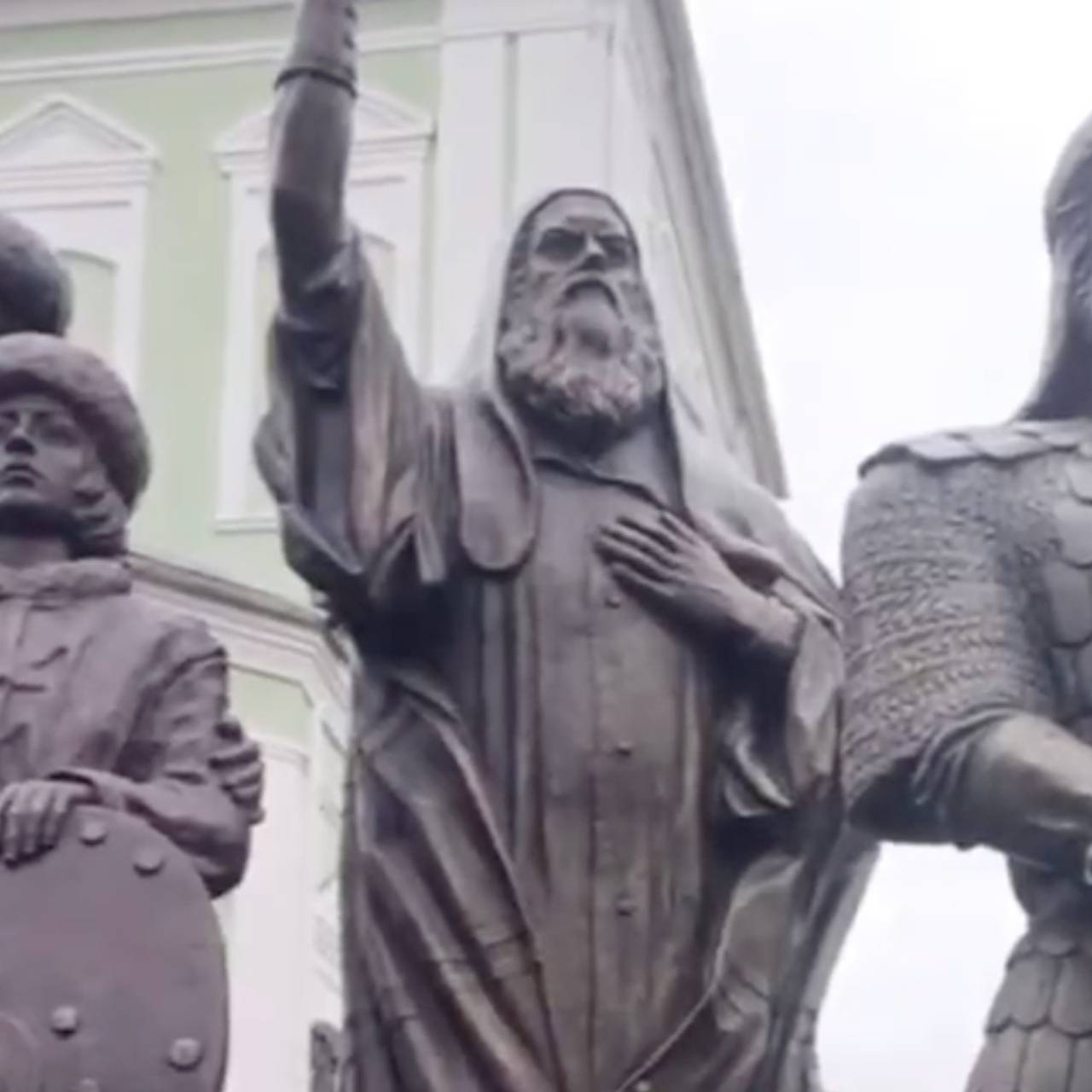 В &laquo;злом городе&raquo; России появились защитники