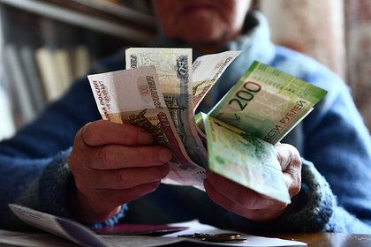 Названа доля готовых ограничить свои потребности ради защиты страны россиян