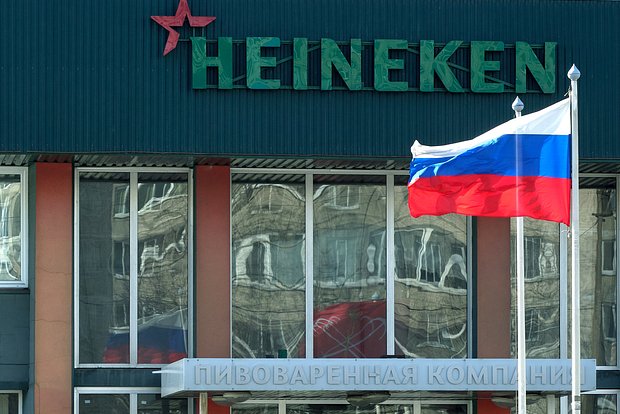 Heineken снизила прогноз прибыли из-за падения продаж пива и роста инфляции
