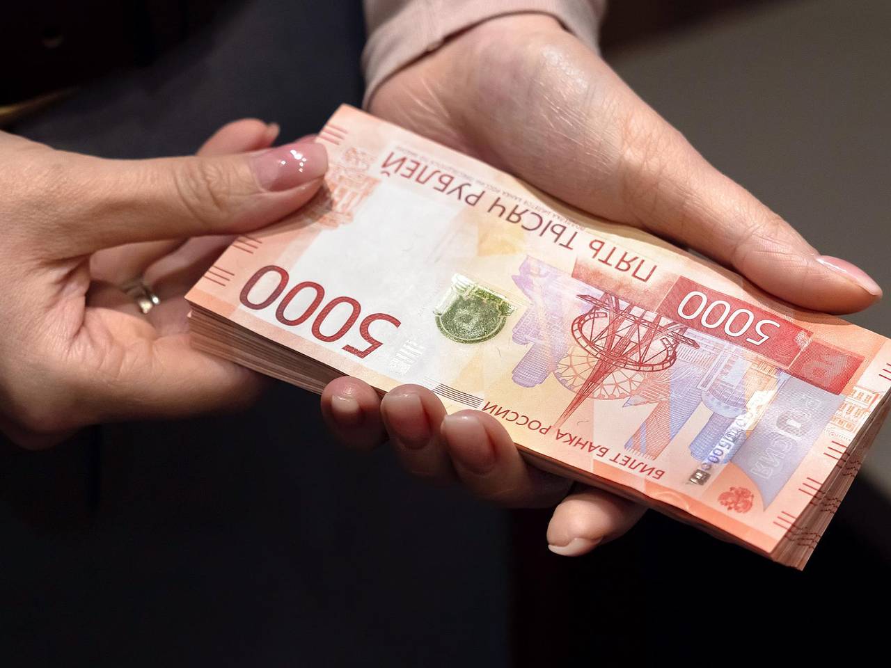 https://icdn.lenta.ru/images/2025/10/22/17/20251022171745776/wide_4_3_20d11a69d28649f215c068d1c0c01f3e.jpg