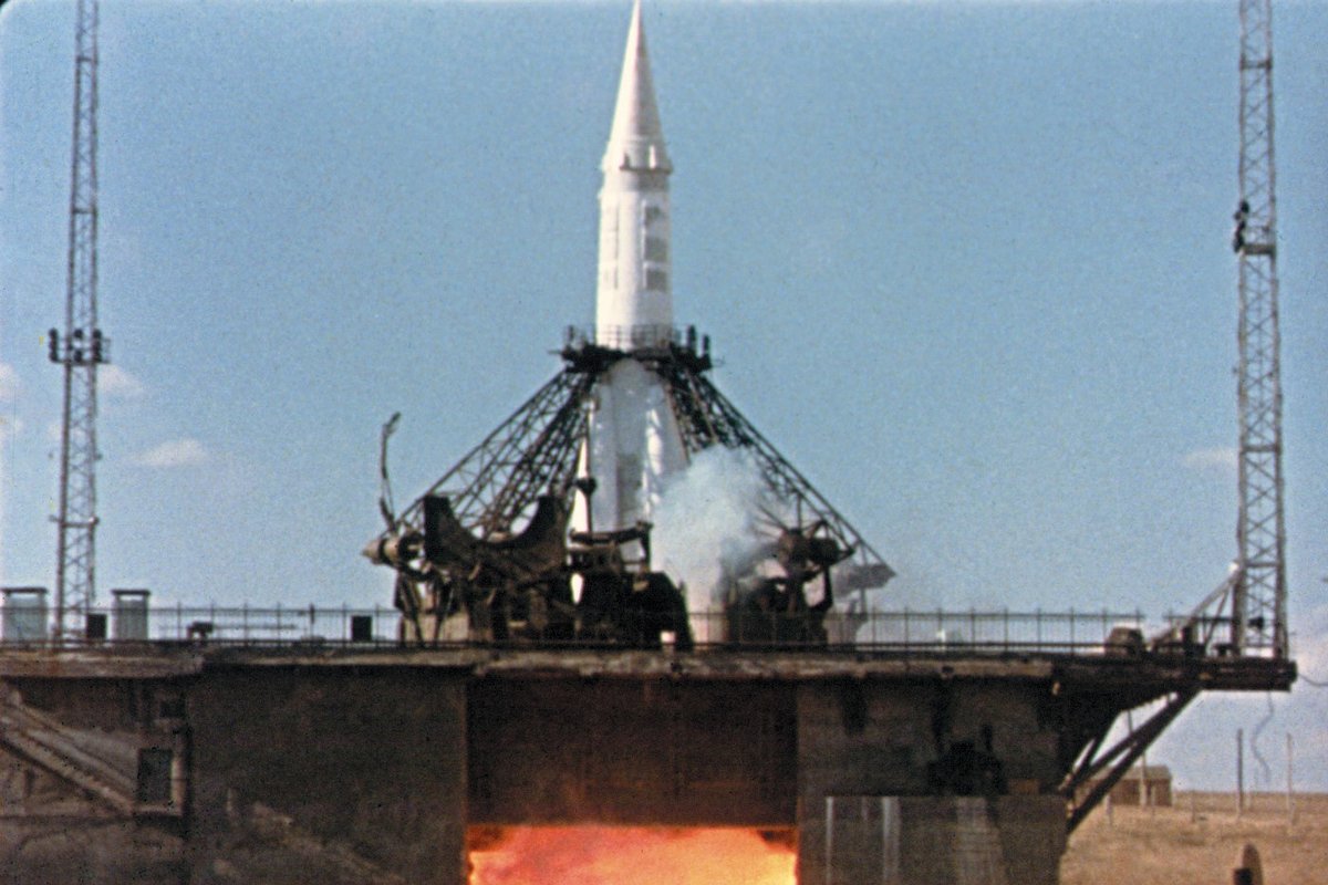 Первая межконтинентальная ракета Р-7