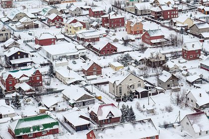 Россиян предупредили о наказании за снежные кучи возле дачного участка