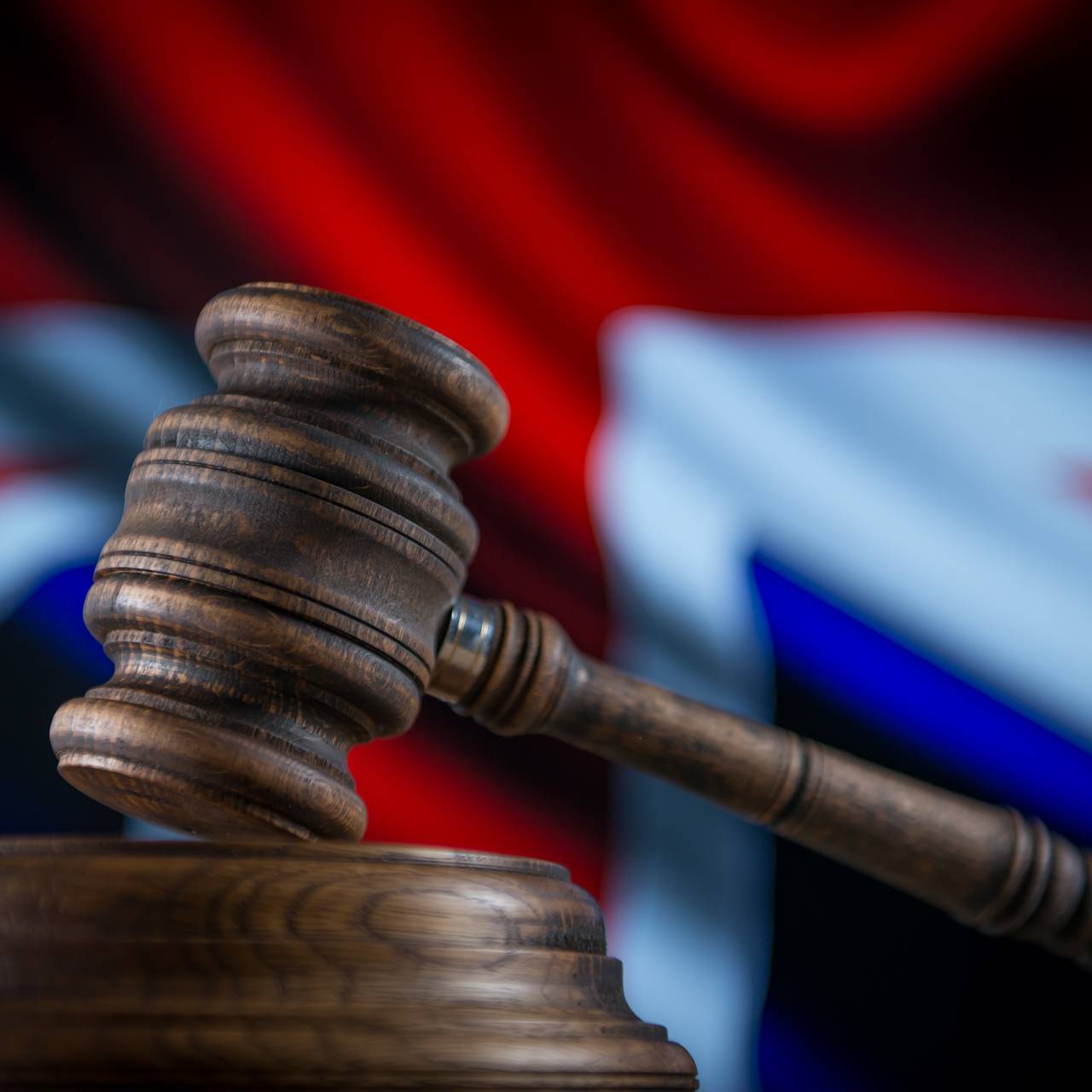 Британский суд огласил приговор поджигателям склада украинских компаний в Лондоне