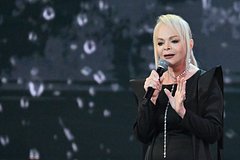 Лариса Долина
