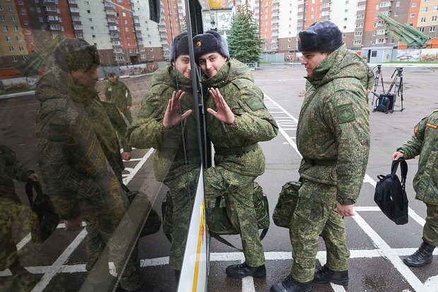 Госдума одобрила закон о круглогодичном призыве в армию Госдума одобрила закон о круглогодичном призыве в армию