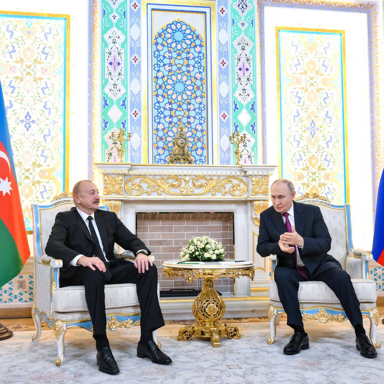 Путин и Алиев обсудили задержанных в Азербайджане россиян