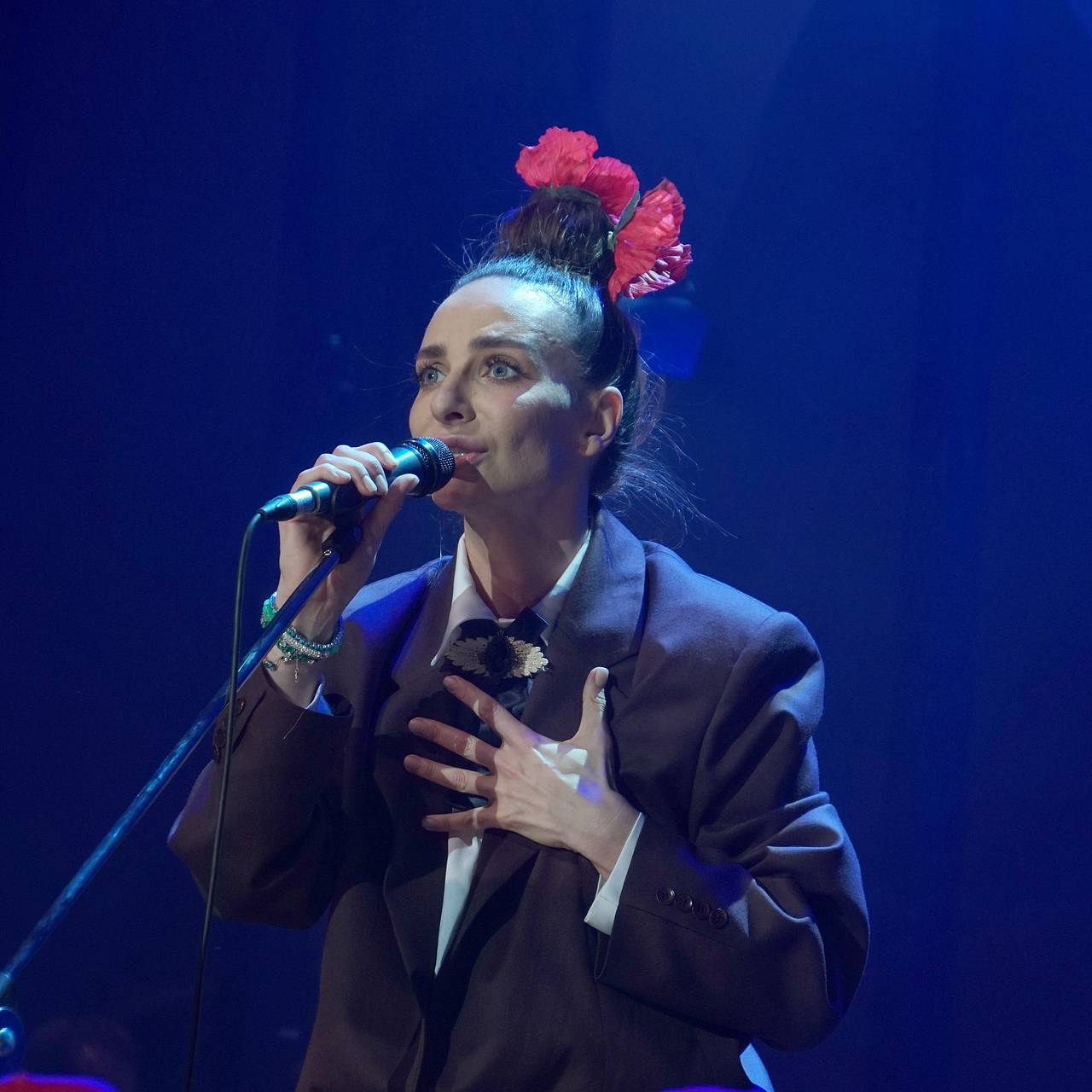 Стилист перечислила модные ошибки Екатерины Варнавы