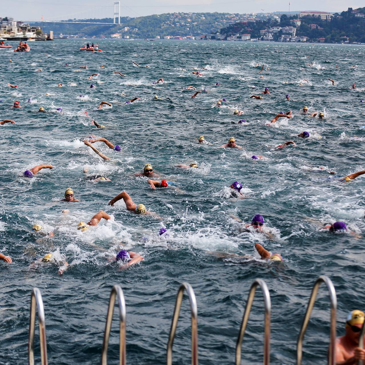 Мать пропавшего в Босфоре пловца Свечникова раскрыла реакцию учеников на его исчезновение
