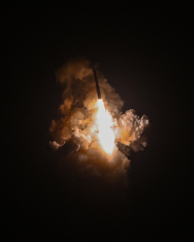 Старт ракеты Minuteman III в ходе испытаний в мае
