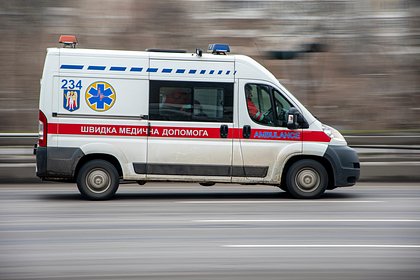 Мужчина выпал из окна на пятом этаже ТЦК в украинском городе