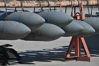 «Защиты от них пока не существует» Россия резко увеличила дальность ударов авиабомбами. Почему у ВСУ не осталось безопасного тыла?