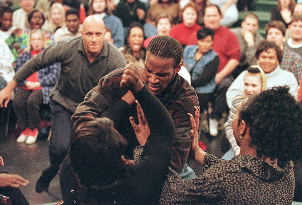 Драка в эфире «Шоу Джерри Спрингера»