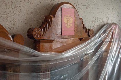 Россиянка случайно заколола мужа ножом ради спасения сына