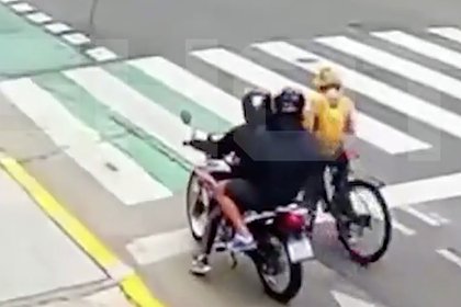 Российская туристка в одиночку задержала грабителя на мотоцикле