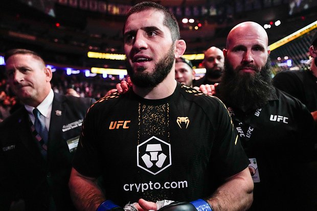 Ислам Махачев