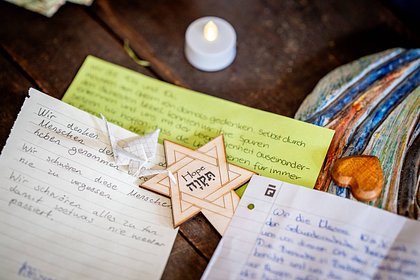 В Германии отменили скандальный аукцион по теме Холокоста