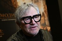 «А что такого?» Дибров после откровенного видео с ширинкой улетел на популярный у свингеров остров и впервые высказался о скандале 