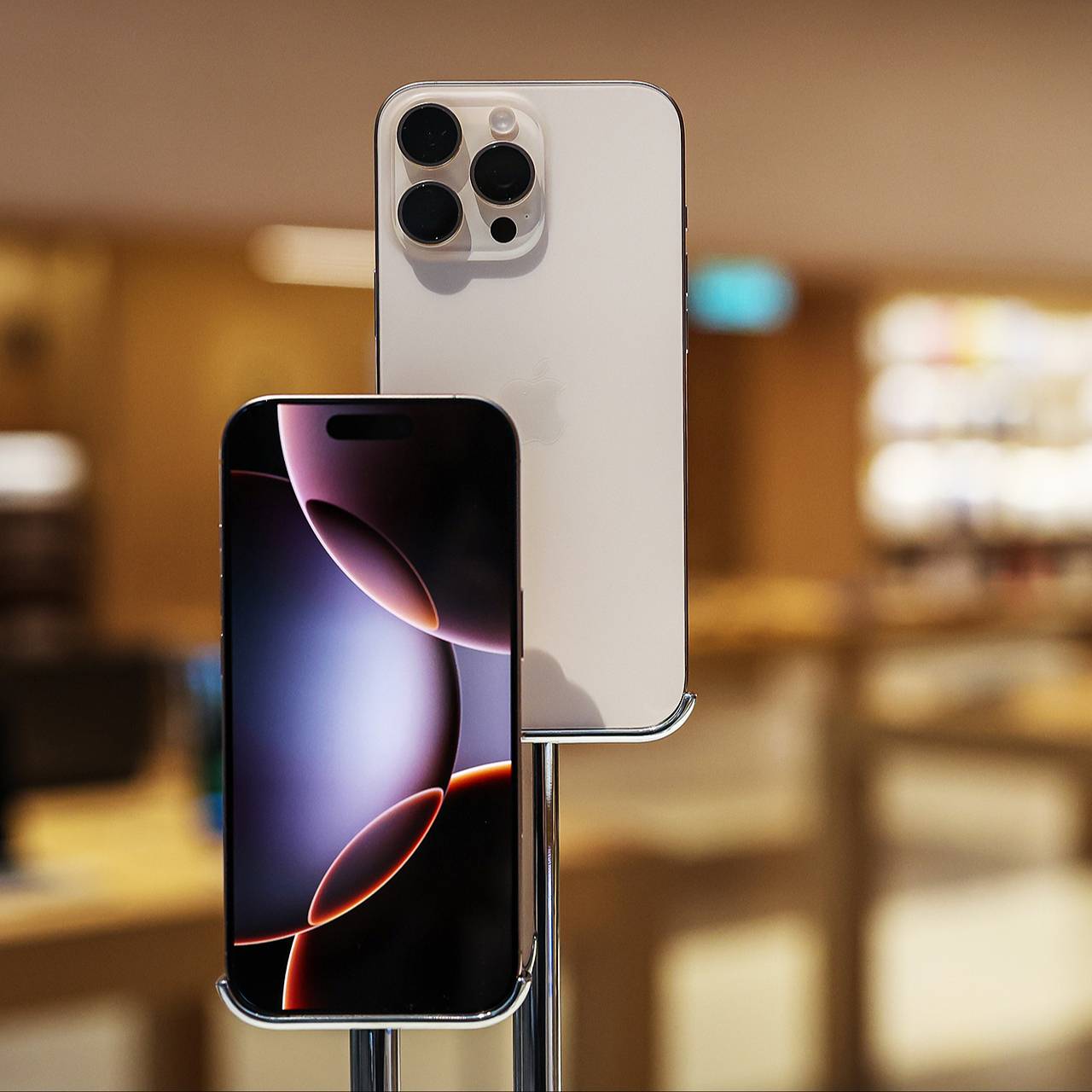 Смартфоны во всем мире подорожают