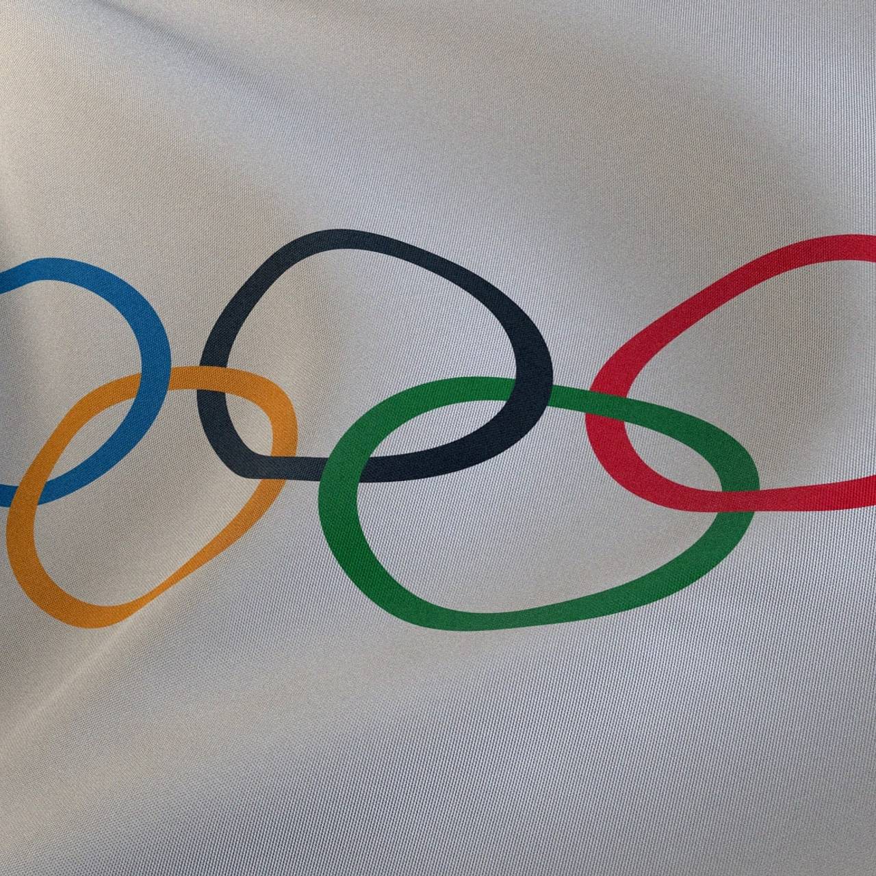 Глава МОК призвала не смешивать политику и спорт