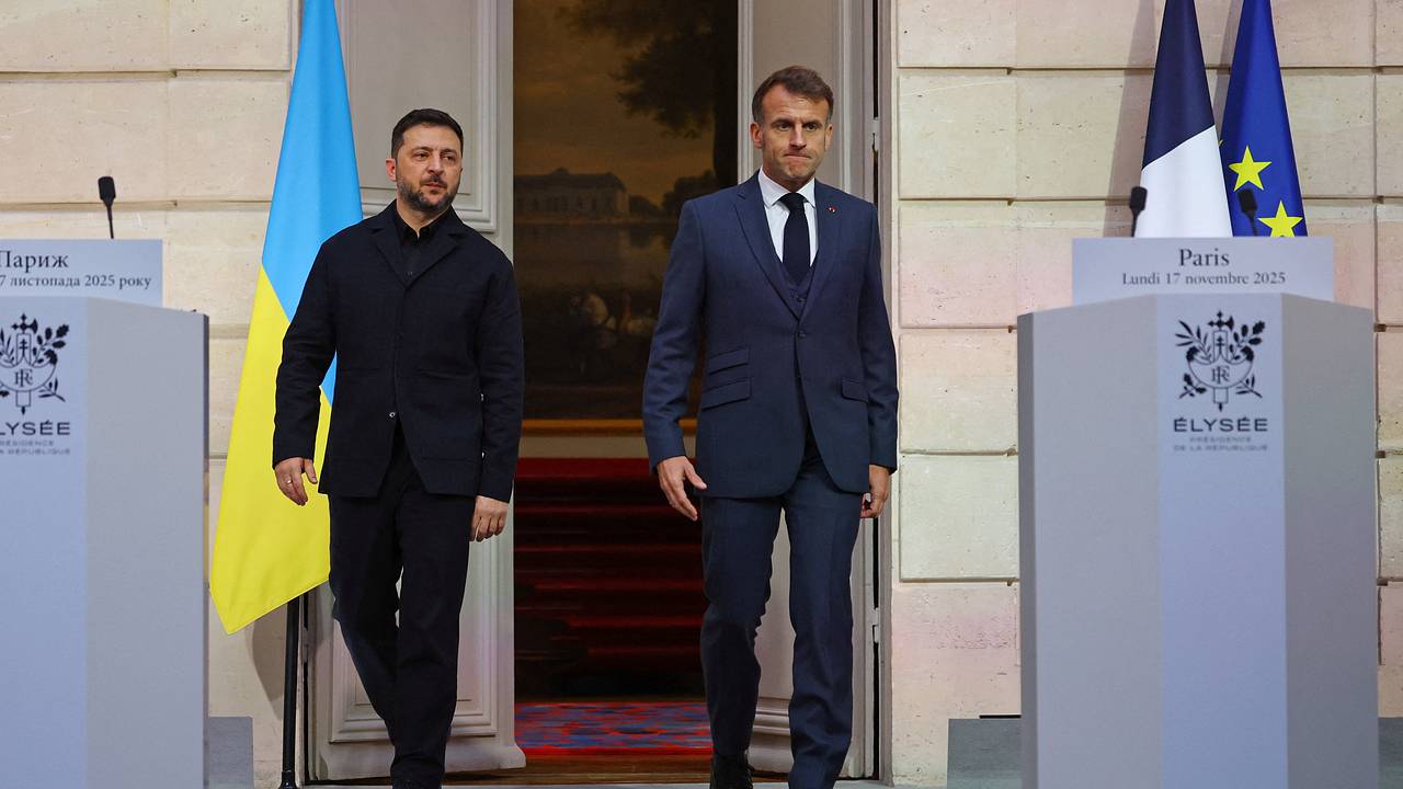 https://icdn.lenta.ru/images/2025/11/19/08/20251119084549130/wide_16_9_139b528152414effda307813e41ac475.jpg
