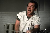 «Пролетая над гнездом кукушки» — 50 лет. Почему это один из величайших фильмов в истории кино?