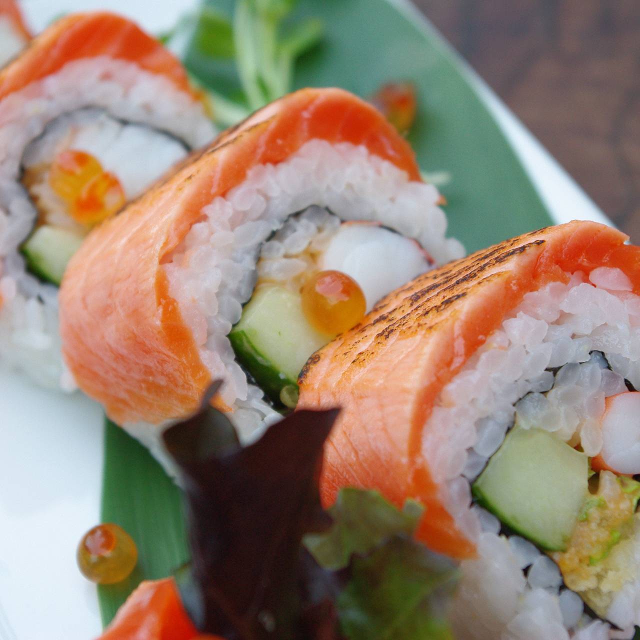 Названы способы не отравиться готовой едой из торговых сетей