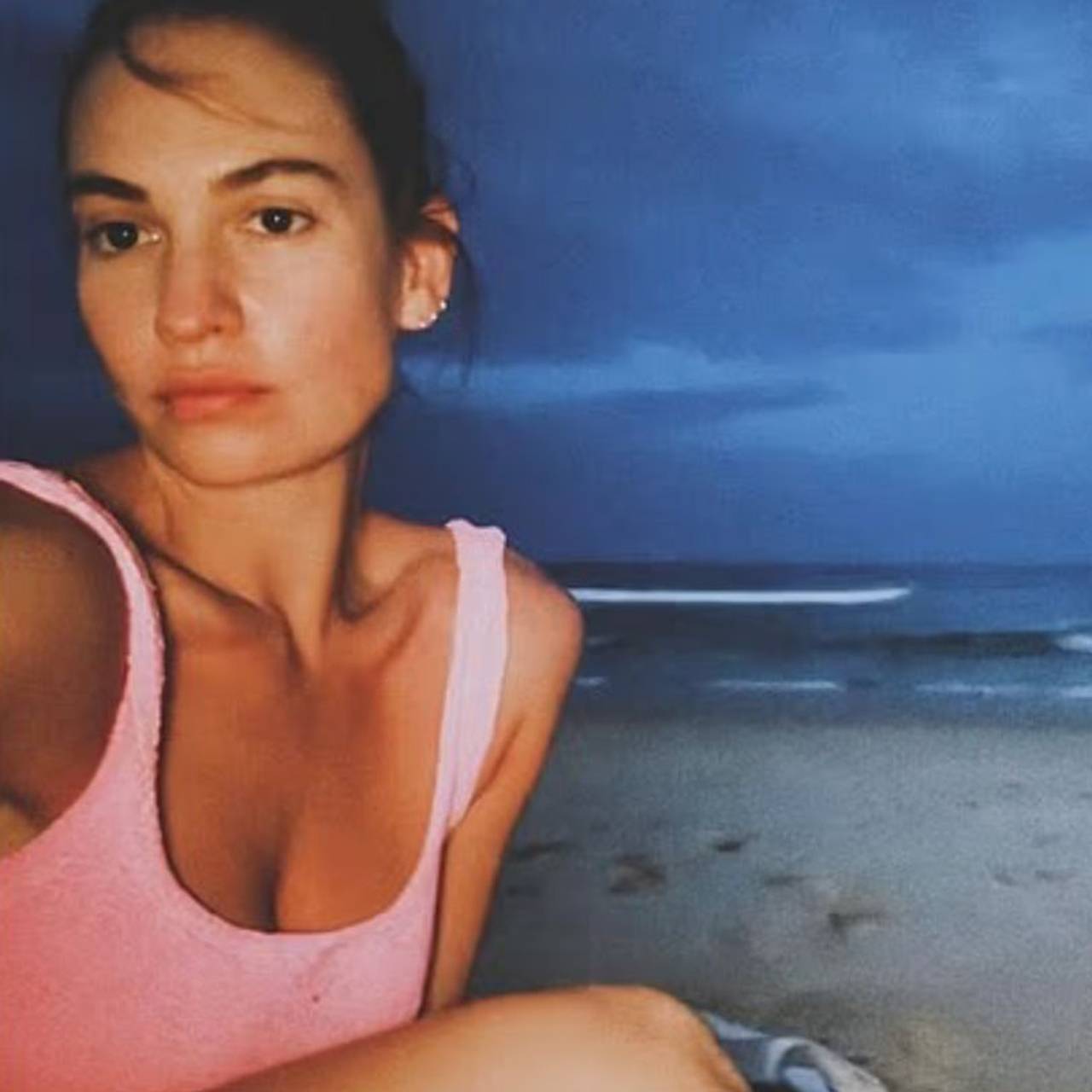 Сыгравшая Наташу Ростову актриса показала фото в купальнике