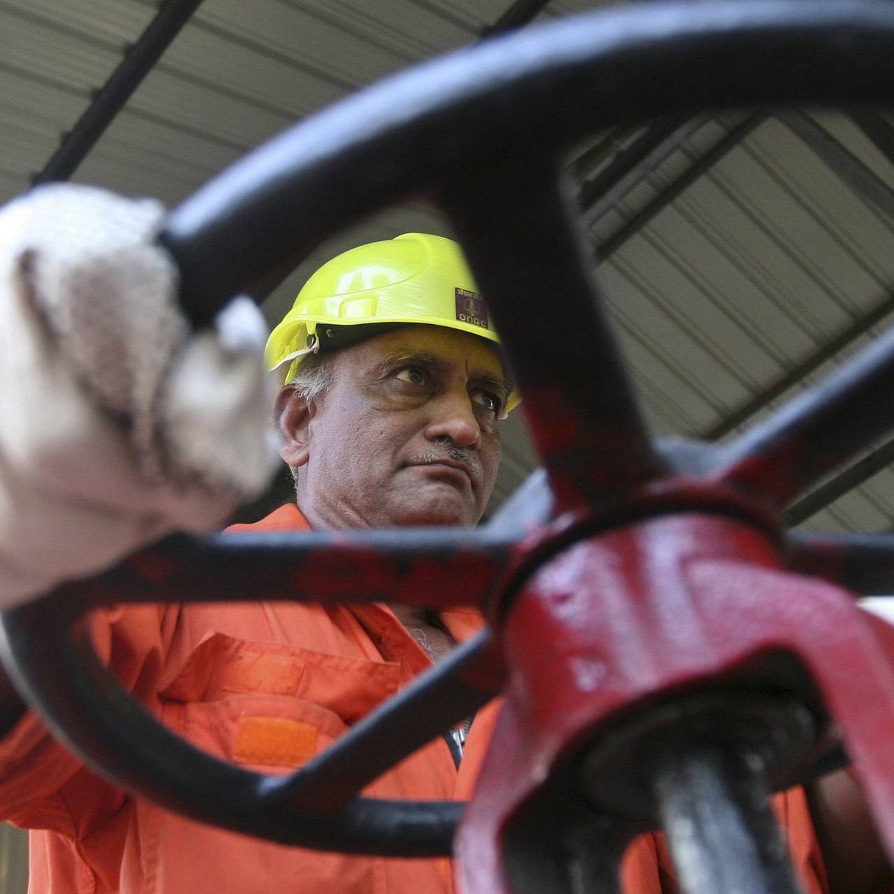 Один из крупнейших покупателей российской нефти отказался от нее. Торговля с этой компанией приносила России миллиарды долларов