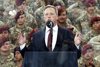 «Единственный, кто способен закончить конфликт». В США нашли нового переговорщика по Украине. Кто он такой?