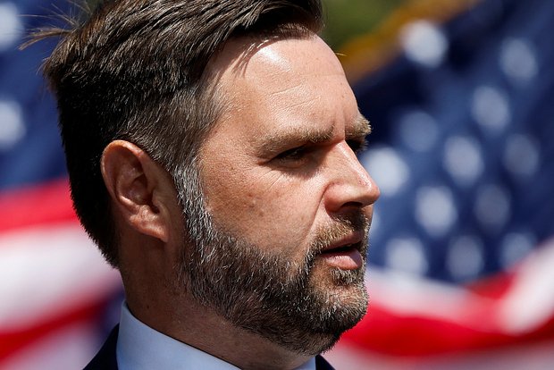 Джей Ди Вэнс