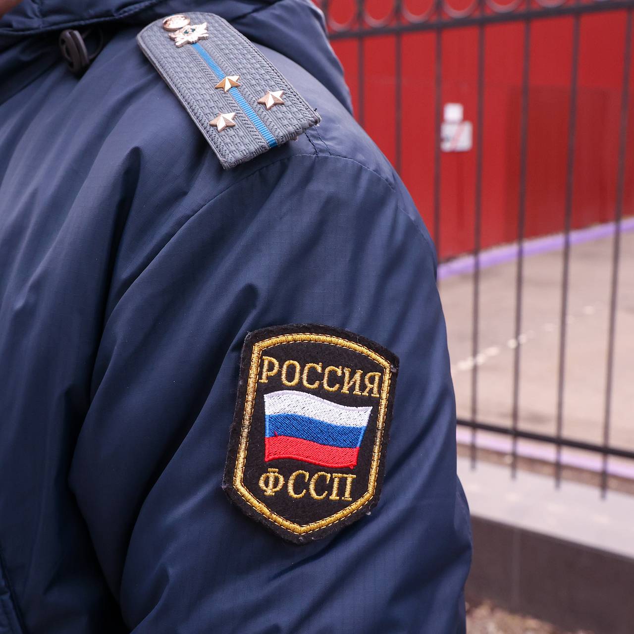 Раскрыты подробности о миллионных долгах двойника Пугачевой