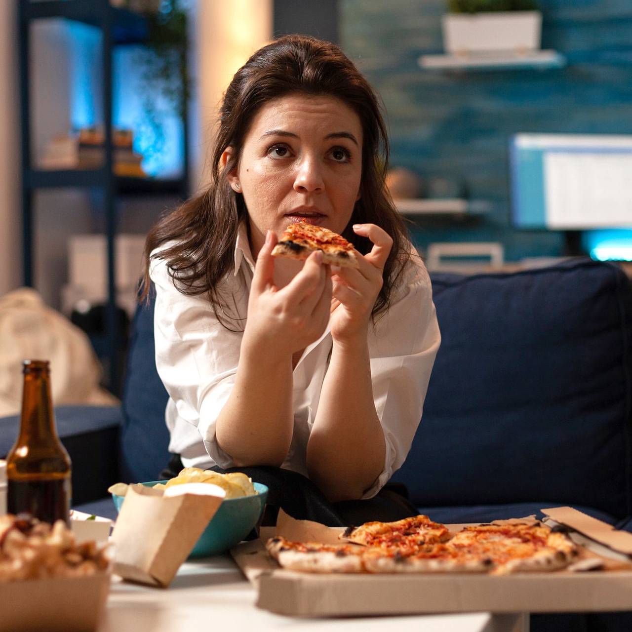 Россиянам раскрыли пять главных причин переедания