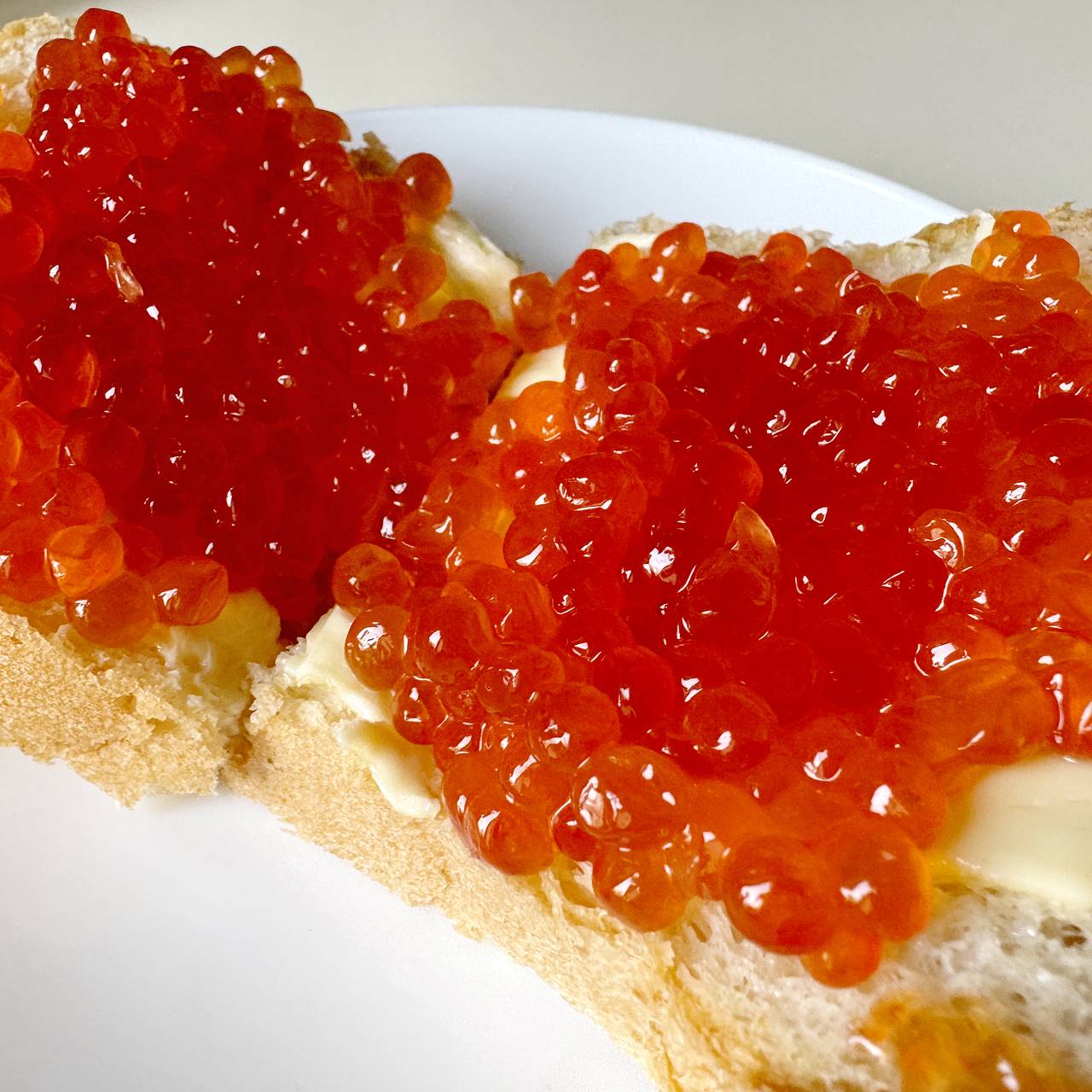 Россиян предупредили о мошенничестве с икрой перед Новым годом