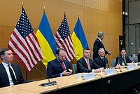 Украина и США обсудили мирный план Трампа. Какие изменения в документ внес Киев и какой пункт вызвал больше всего споров? 