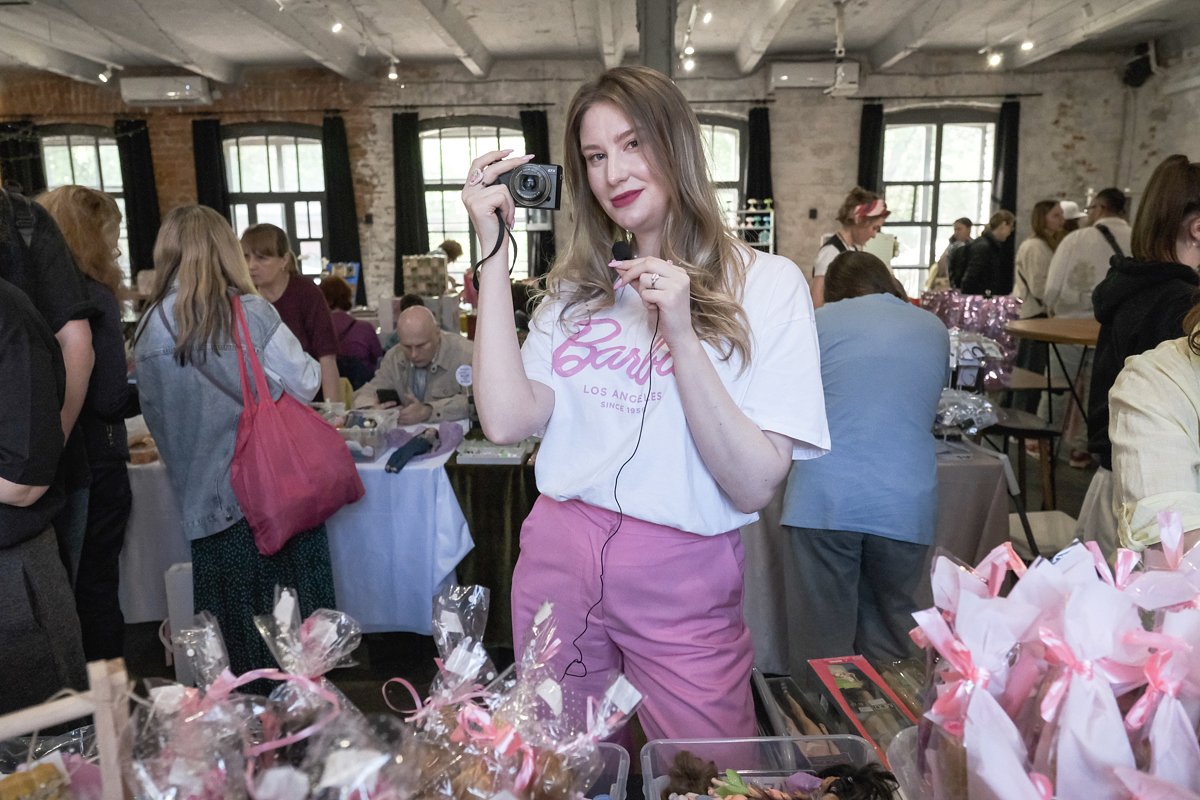 У Анастасии больше 50 разных кукол