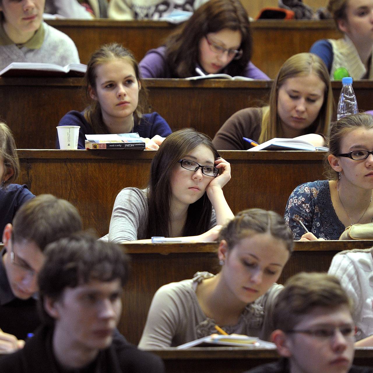 Студентам МГУ пришлось прийти на пары с обогревателями