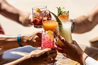 Классические алкогольные коктейли: 8 рецептов в домашних условиях