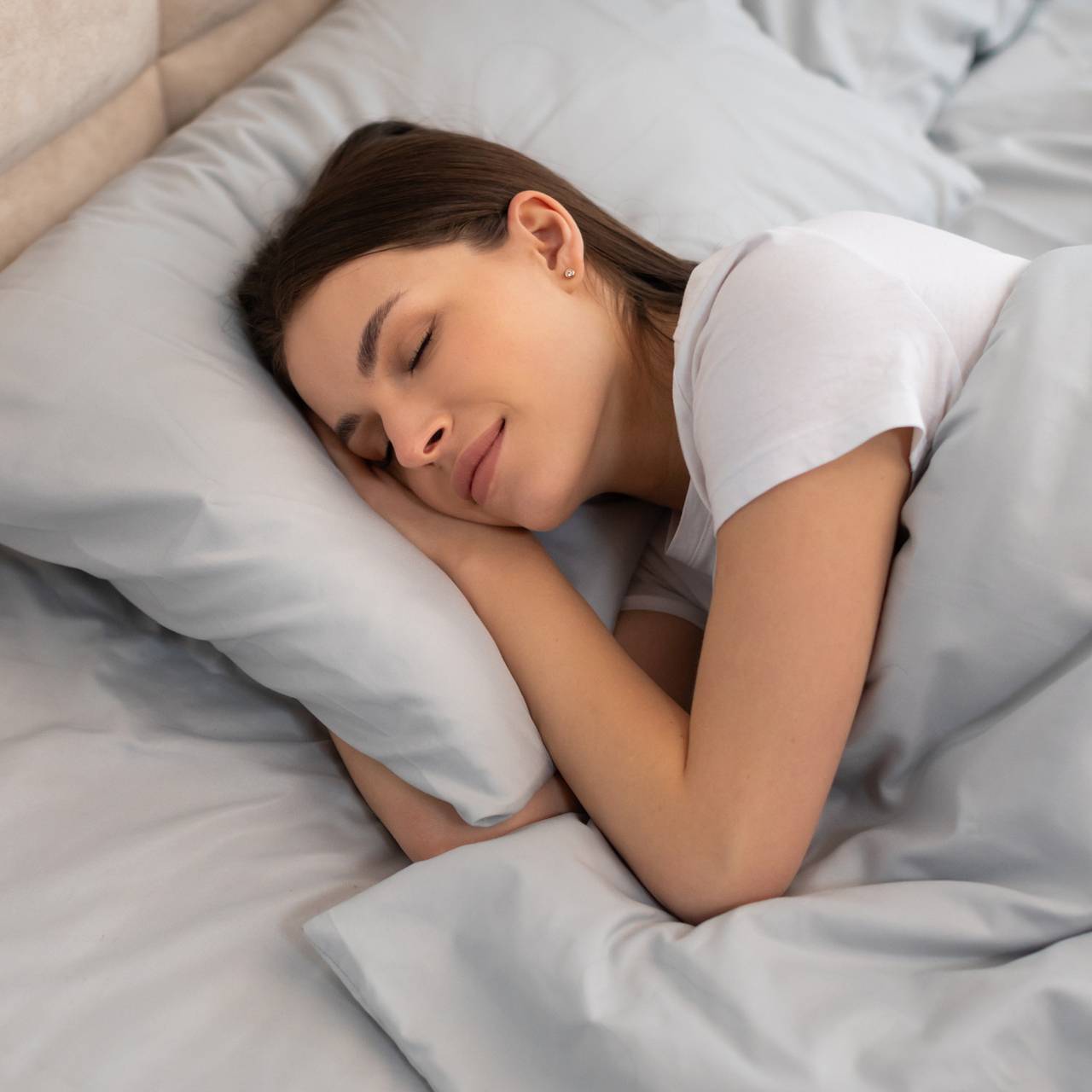 Россиян предупредили об опасности редкой замены подушек и одеял