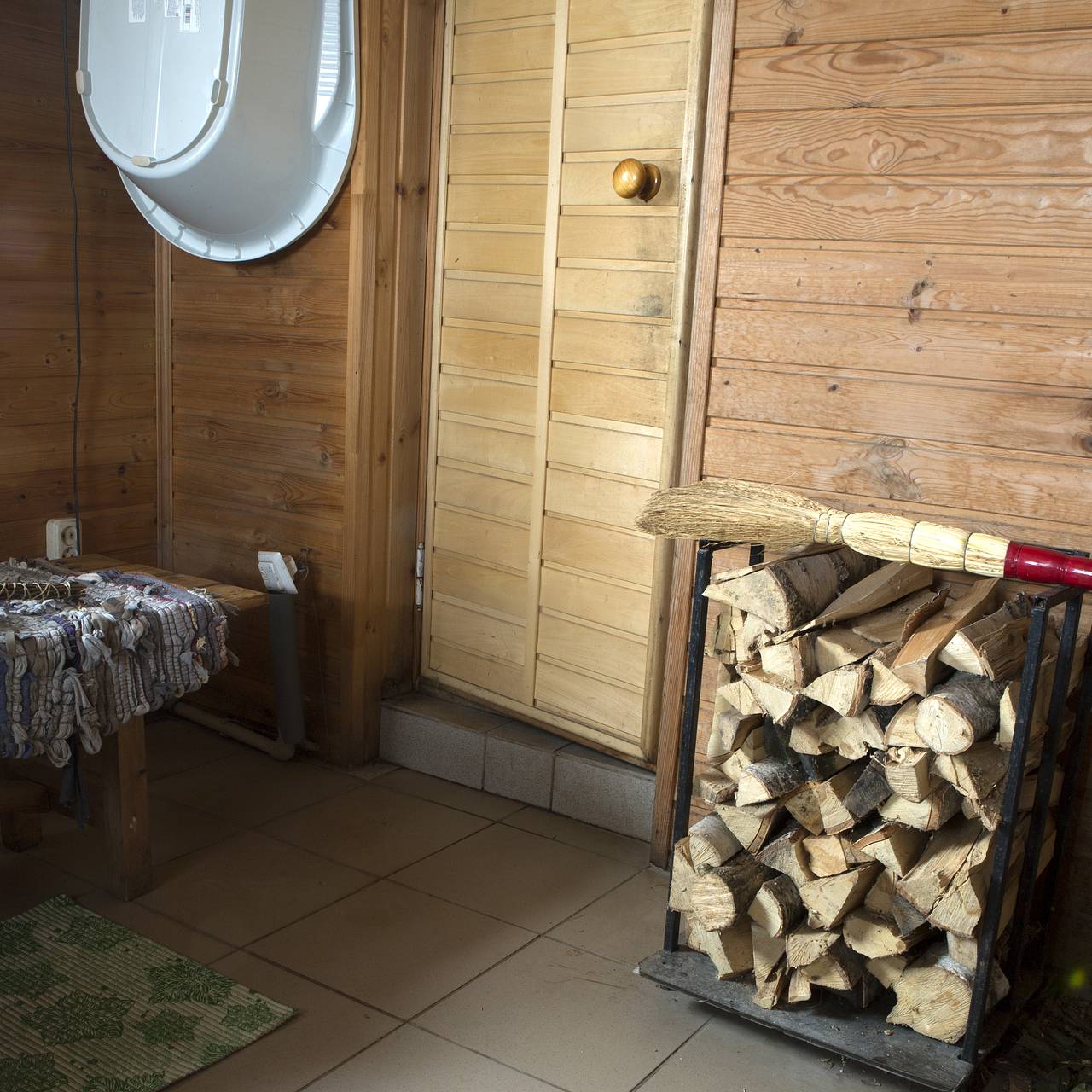 Врач назвал преимущество русской бани перед сауной