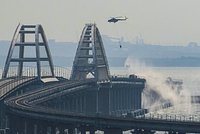 «Мы использовали втемную много людей». Восемь человек осудили пожизненно за подрыв Крымского моста. Кто и как готовил этот теракт? 